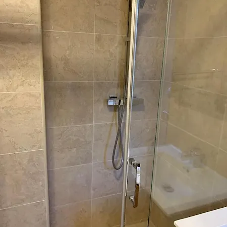 Massena : Hyper Centre 2p ニース